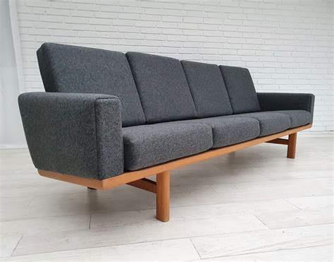 Hans J Wegner Ge Sofa Baci Living Room