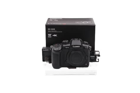 Panasonic Lumix DC-GH5 + V-Log Upgrade | SW13114