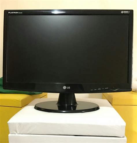 Monitor de Lcd Tela Widescreen de 21 5 e Funções Especiais Fun