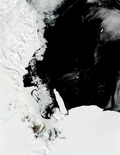 B-15A iceberg in the Ross Sea, Antarctica