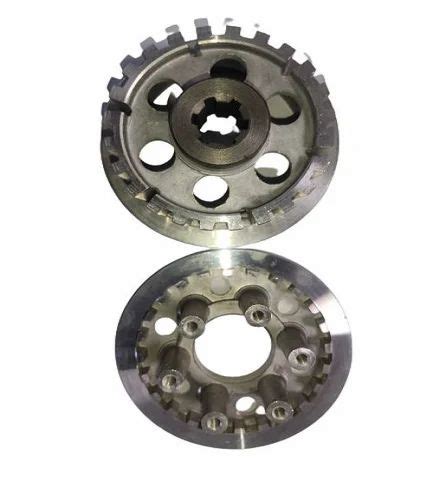 Clutch Hub Center For Bajaj Compact At Rs Piece Bajaj Three