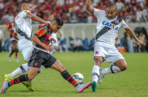 Saiba Onde Comprar Ingressos Para Flamengo X Vasco Em Bras Lia Metr Poles