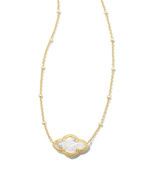 Abbie Gold Pendant Necklace In Ivory Mother Of Pearl Kendra Scott