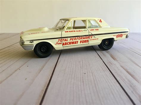 Revell Ford Fairlane Thunderbolt Kit Parts Review Page Car