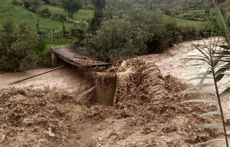 Intensas Lluvias Y Deslizamientos Afectan Carreteras En El Norte Y La