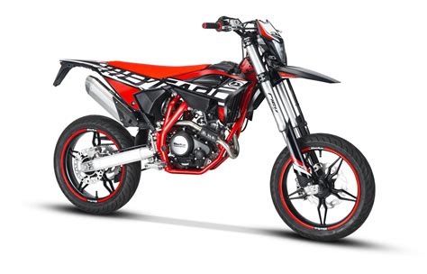 Motorrad Vergleich Beta Rr Enduro 4t 125 Lc 2013 Vs Beta Rr 125 Lc