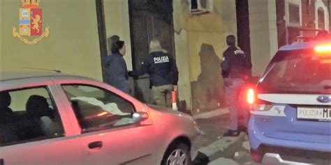 Mafia E Droga A Catania Misure Cautelari Per 31 Affiliati Al Clan