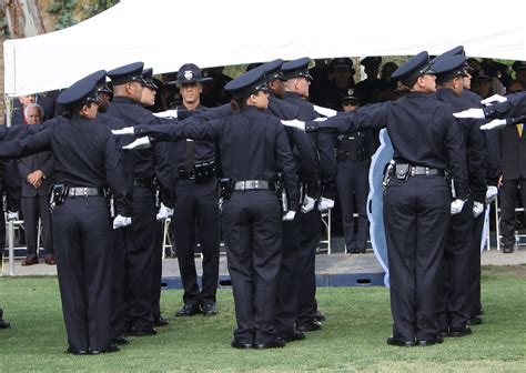 Los Angeles Police Academy The Newest Members Of The Lapd Flickr