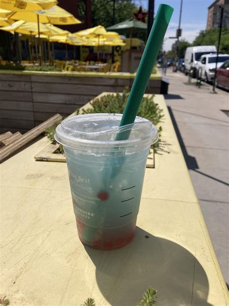 New Summer Berry Refresher Rstarbucks