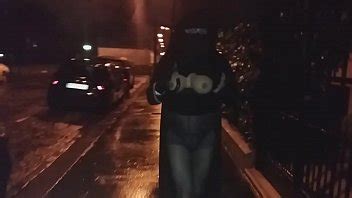 Musulmanes Con Velo Caminando En Topless En La Calle Xvideos