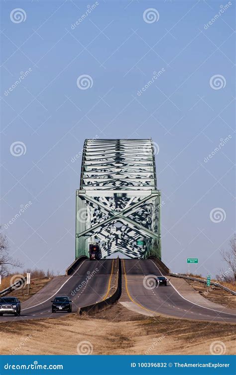 Cairo Bridge - Mississippi River, Missouri & Illinois Stock Photo - Image of mississippi, brown ...