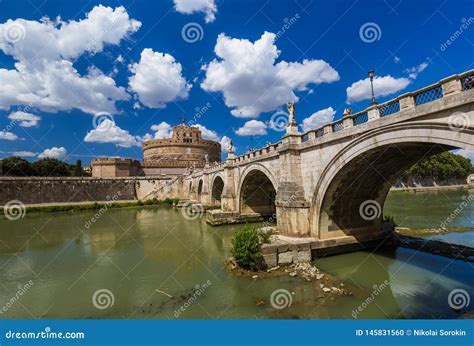 Castelo De Sant Angelo Em Roma It Lia Foto De Stock Imagem De