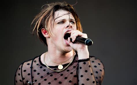 Yungblud Opens Up About Sexual Fluidity Says Its Just The Way It Is