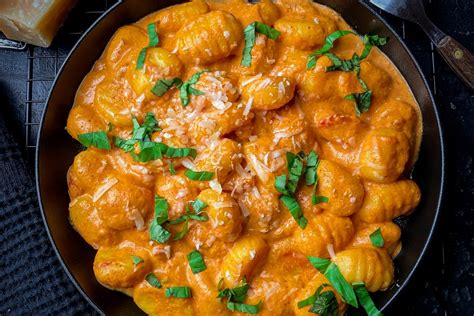 Cremiges Butter Chicken Curry Mit Basmati Reis Reishunger