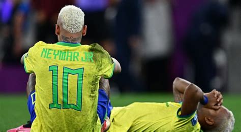 Brasil Eliminado Da Copa Tite Errou Galv O Bueno Critica Atitude