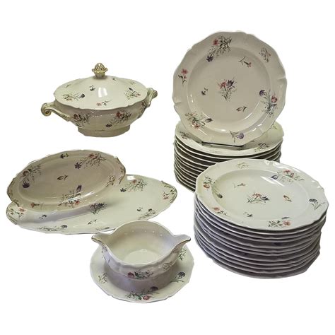 Set Of French Limoges Dinnerware 29 Pieces For Sale At 1stdibs Limoges Dinnerware Sets