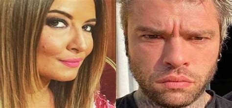 FEDEZ FURIOSO CON SELVAGGIA LUCARELLI IO UN MOSTRO TU FAI PEGGIO E