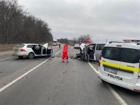 Accident grav în raionul Anenii Noi Doi adulți și trei copii au fost