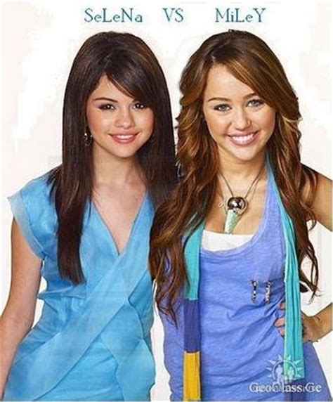 Selena gomez and miley cyrus - msyugioh123 Photo (27959264) - Fanpop