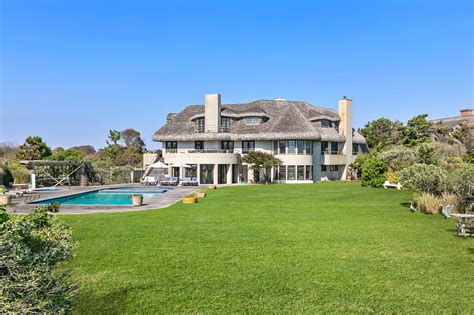 An Oceanfront Home In One Of The Hamptons Most Exclusive Enclaves Asks