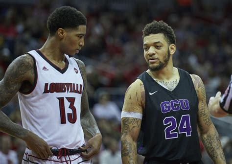 Slideshow: Men's basketball vs. Louisville - GCU News