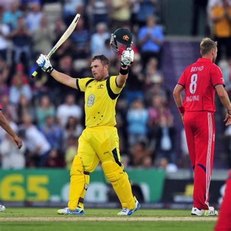 Download Aaron Finch Versus England Team Wallpaper