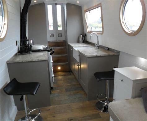 17 Best images about Narrow Boat Interiors on Pinterest | Narrowboat ...