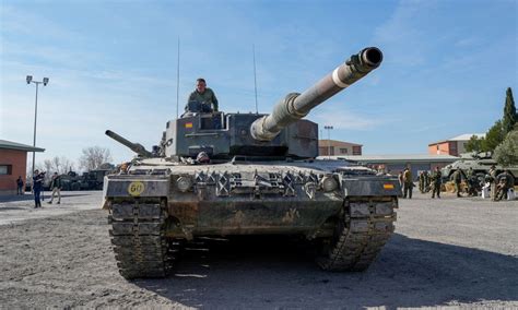 Rheinmetall Is Set To Deliver 14 Leopard 2A4 Tanks To Ukraine Army