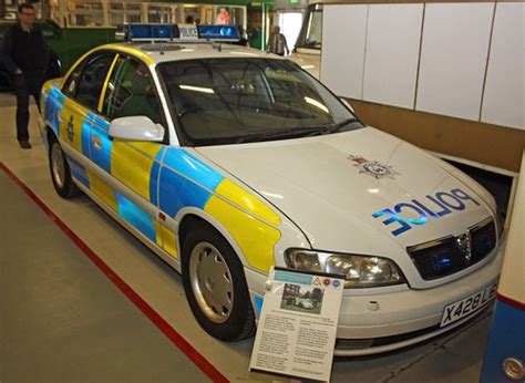 2000 Vauxhall Omega Mv6 Suffolk Police Car Echo Five Charl Flickr