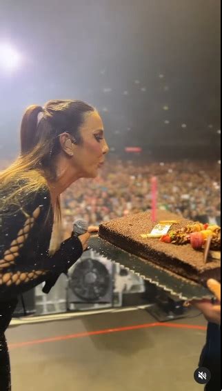 Ivete Sangalo celebra aniversário em Portugal e no palco