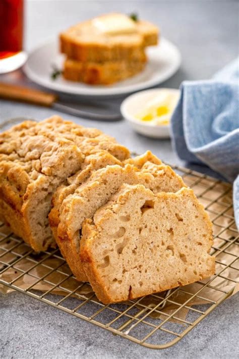 This Flavorful Buttery Beer Bread Is Incredibly Easy Way To Make Bread Without Yeast It Bakes