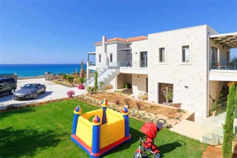 12 Best Family Villas in Greece (2024 LIST) - Greece Secrets