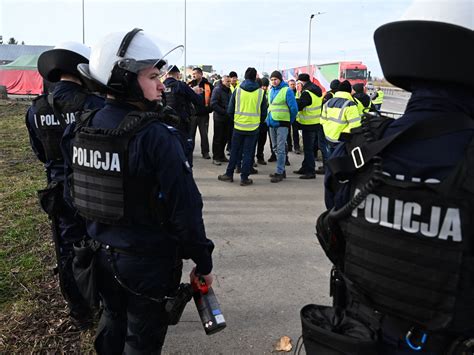 Protest Rolnik W Zablokowano Drog Do Przej Cia W Medyce Wprost