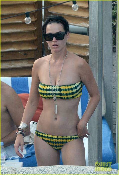 Katy Perry Bikini Clad At Rooftop Pool Photo 2693108 Bikini Katy