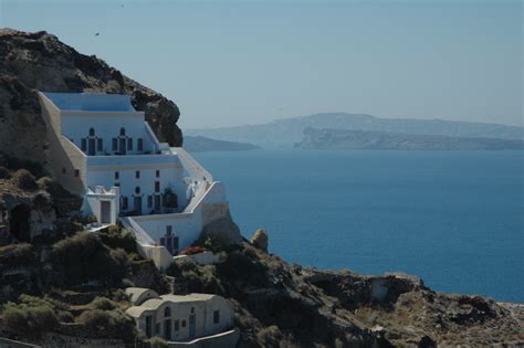 Oia houses