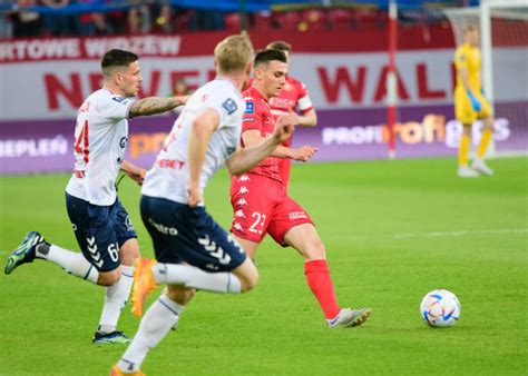 Widzew D G Rnik Zabrze Wietne Spotkanie Ale Odzianie