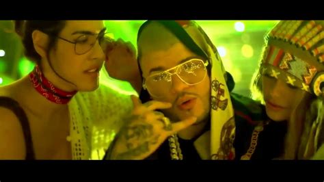 Farruko Ft Bad Bunny Lary Over Diabla Remix Youtube