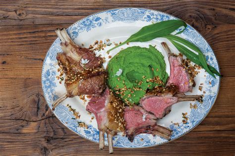 Hazelnut Herb Crusted Lamb Cutlets With Pea Wild Garlic Pur E