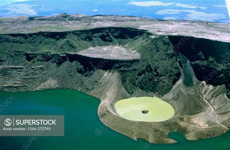 Cerro Azul volcano, Isabela Island. Galapagos Islands, Ecuador - SuperStock