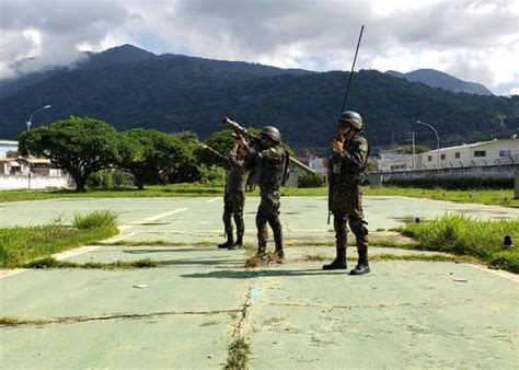 Bateria De Artilharia Antia Rea Leve Bia Aaae L Defesa A Rea