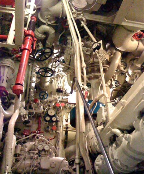 172 best images about Submarine Interior on Pinterest | Engine ...