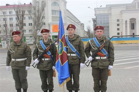 На Херсонщині відзначили створення Нацгвардії та вшанували своїх воїнів ...