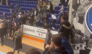 Confrontos Na Assembleia Geral Do Fc Porto Veja Os V Deos