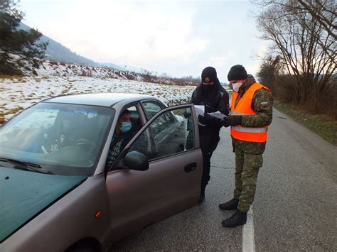 V Obciach Ro Avsk Ho Okresu Si Musia Zvyka Na Kontroly Pohreb S