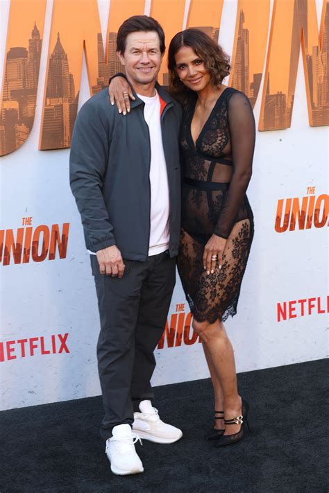 The Union Premiere Stir Halle Berry Flaunts Curves In Lace Dress