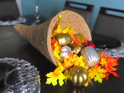 Creating a Stunning Thanksgiving Cornucopia Centerpiece - Rustic Decor Living