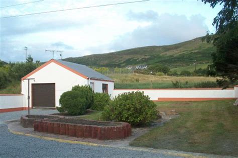 Beach House - Buncrana: Self Catering Cottage in Donegal, Ireland