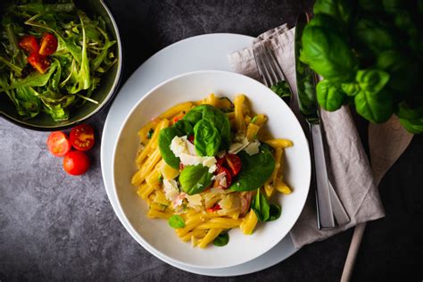 One Pot Pasta Mit Feta Tomaten Und Spinat Enjoy Food