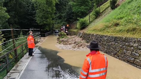 Neue Erdrutsche Im Tessin Schweiz Erlebt Drittes Unwetter Wochenende