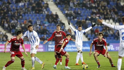 Nueva Lesi N De Bermejo Sustituido En El Minuto Ante El Legan S